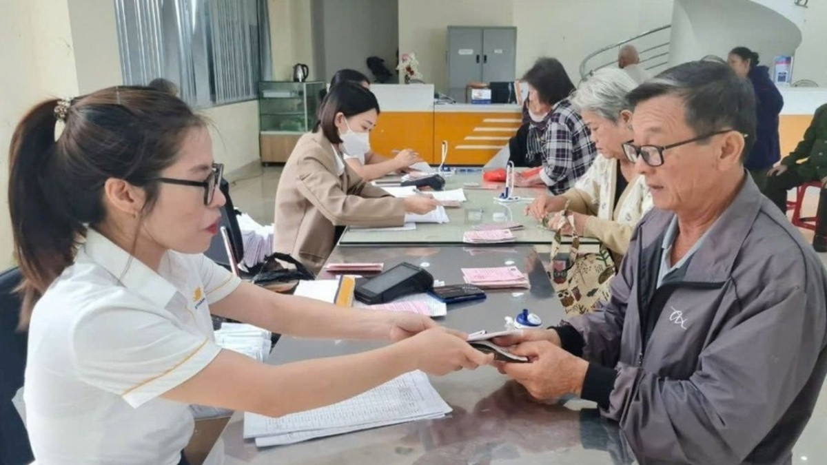 Hơn 7.000 cán bộ, công chức, người lao động TP. HCM bị tinh gọn, nhận hỗ trợ tối đa 2,7 tỷ đồng/người